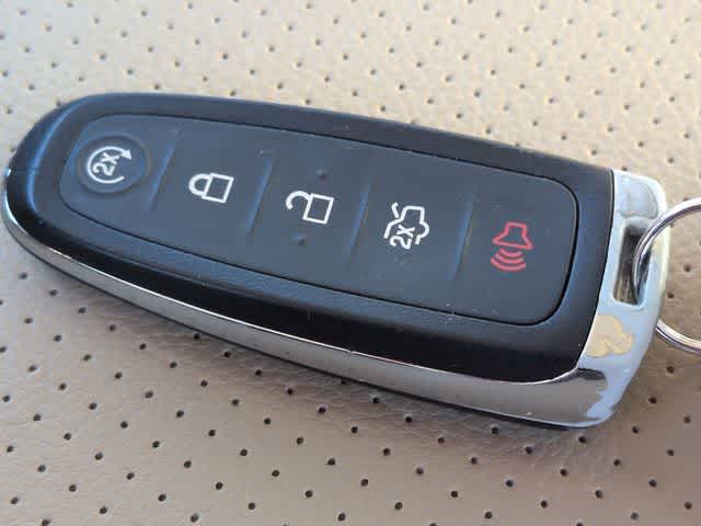 Thumbnail: 2015 Ford Flex - 33