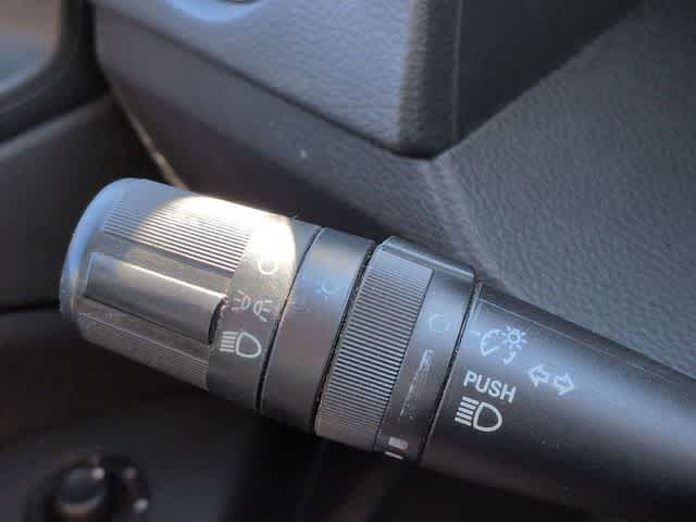 Thumbnail: 2010 Dodge Caliber - 23
