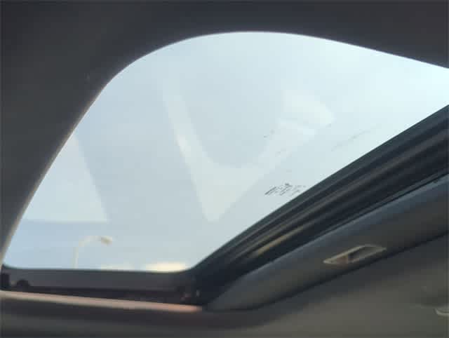 Thumbnail: 2012 Chrysler 200 - 19