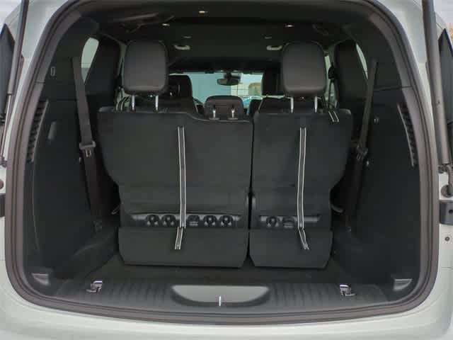 Thumbnail: 2026 Chrysler Pacifica - 34