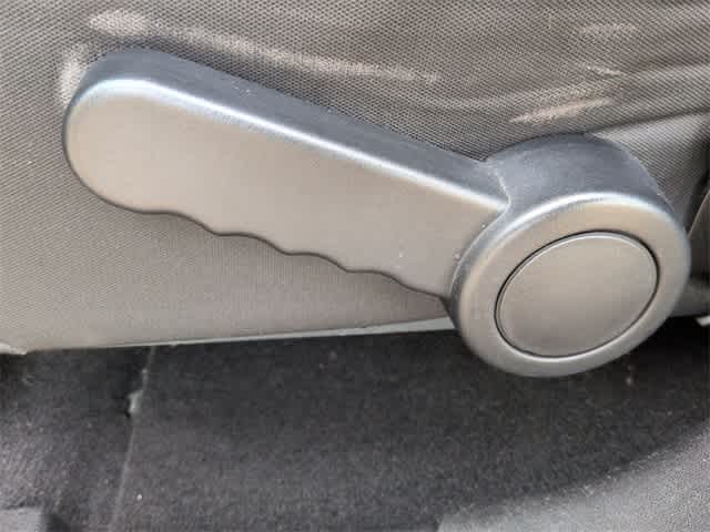 Thumbnail: 2016 Jeep Wrangler - 18