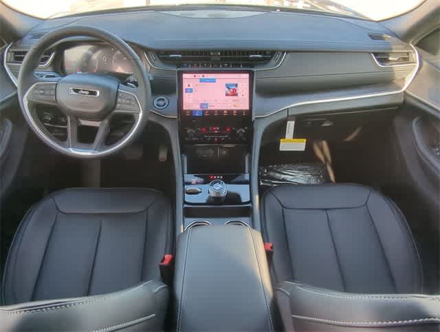 Thumbnail: 2025 Jeep Grand Cherokee - 15