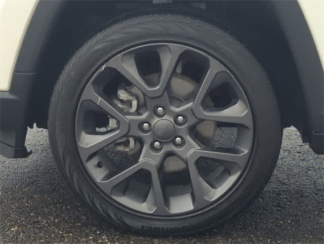 Thumbnail: 2021 Jeep Compass - 14