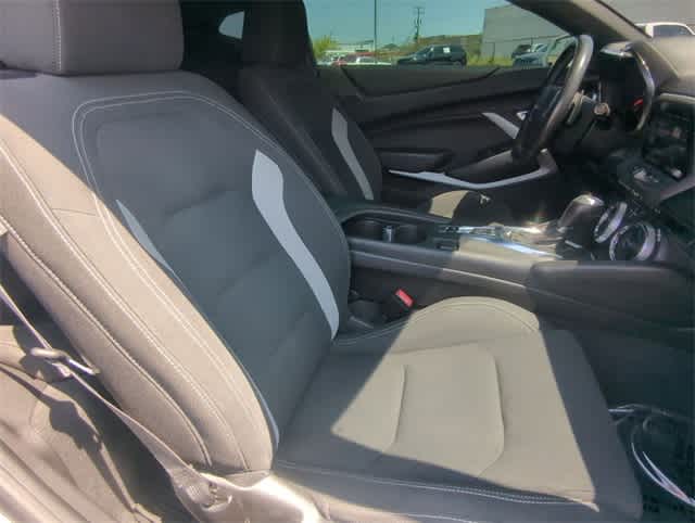 Thumbnail: 2021 Chevrolet Camaro - 21