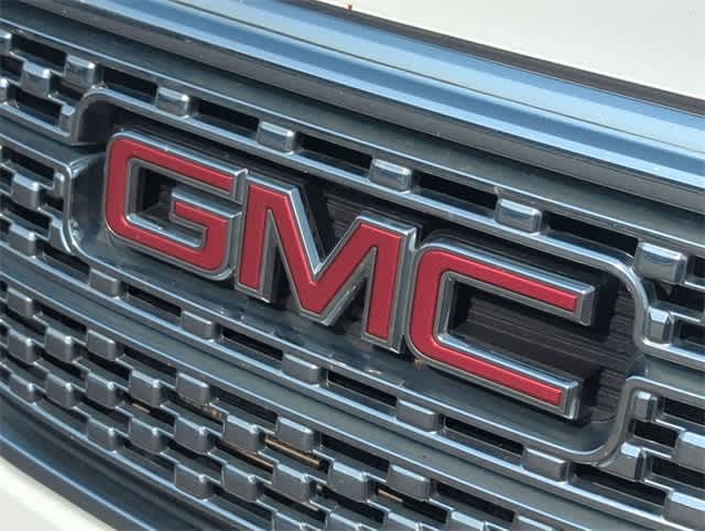 Thumbnail: 2017 GMC Acadia - 12