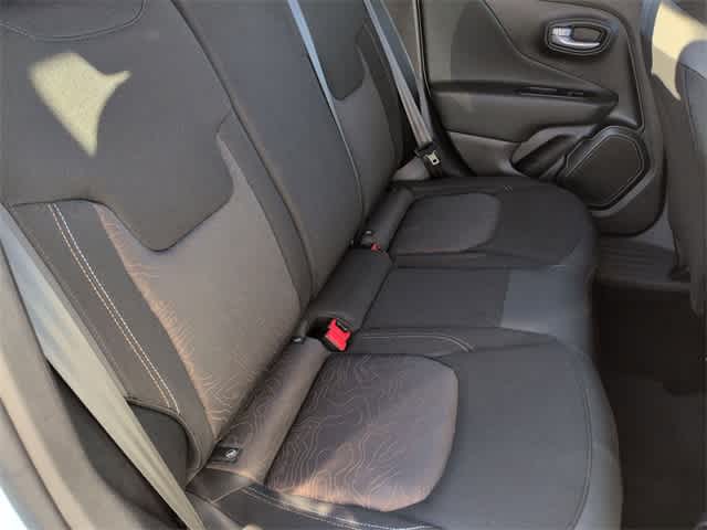 Thumbnail: 2023 Jeep Renegade - 21