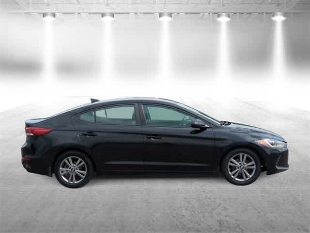 Thumbnail: 2018 Hyundai Elantra - 9