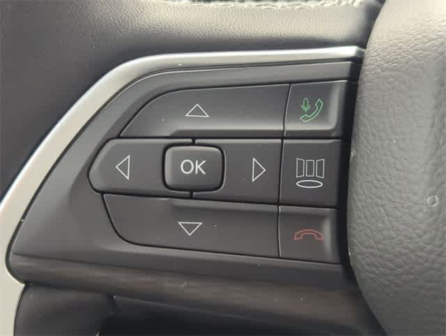 Thumbnail: 2025 Jeep Grand Cherokee - 25