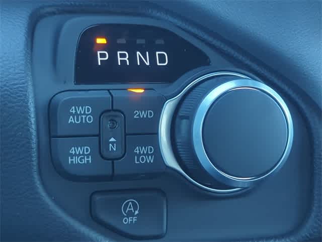 Thumbnail: 2025 RAM 1500 - 32