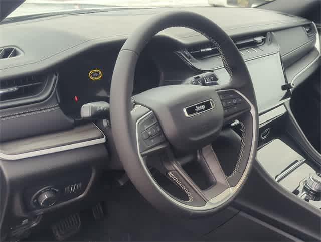 Thumbnail: 2026 Jeep Grand Cherokee - 10