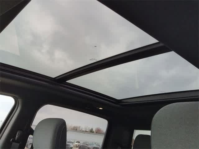 Thumbnail: 2026 RAM 1500 - 26