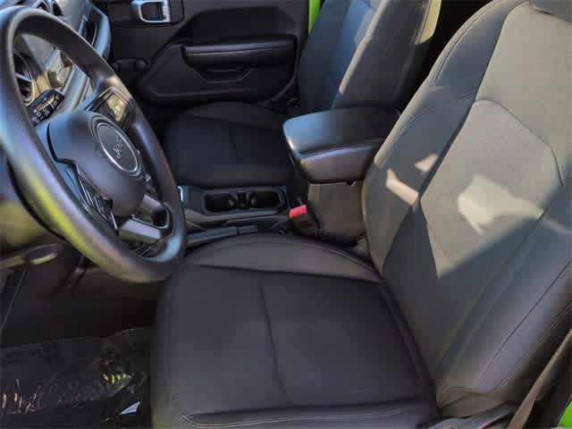 Thumbnail: 2019 Jeep Wrangler - 16