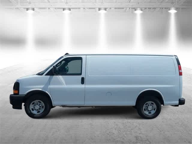 Thumbnail: 2017 Chevrolet Express - 5
