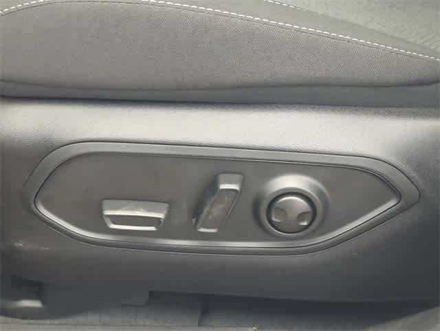 Thumbnail: 2026 Jeep Cherokee - 17