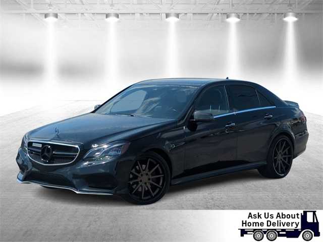 2015 Mercedes-Benz E-Class  -
                  Garden City, MI