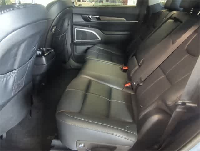 Thumbnail: 2020 Kia Telluride - 20