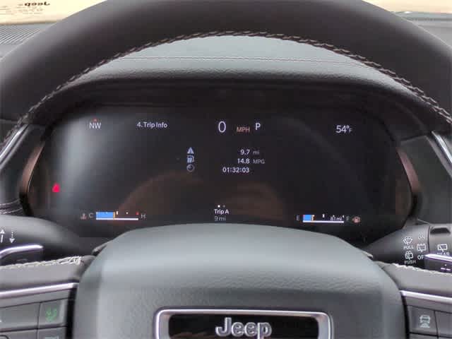 Thumbnail: 2025 Jeep Grand Cherokee - 35