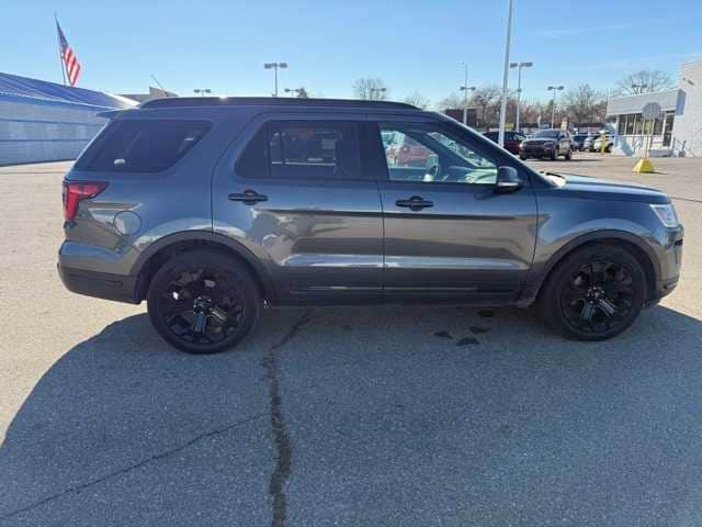 Thumbnail: 2019 Ford Explorer - 6