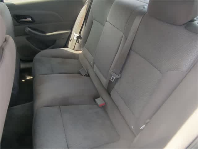 Thumbnail: 2013 Chevrolet Malibu - 19