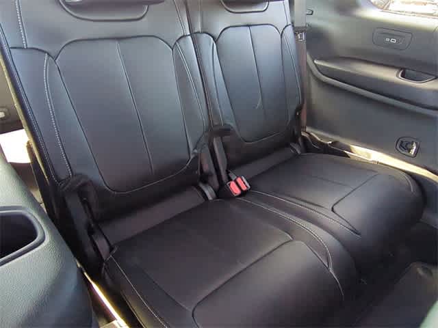 Thumbnail: 2025 Jeep Grand Cherokee L - 23