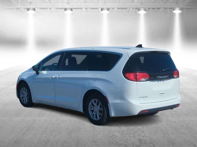 Thumbnail: 2026 Chrysler Voyager - 6