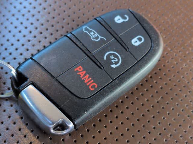Thumbnail: 2015 Jeep Grand Cherokee - 36