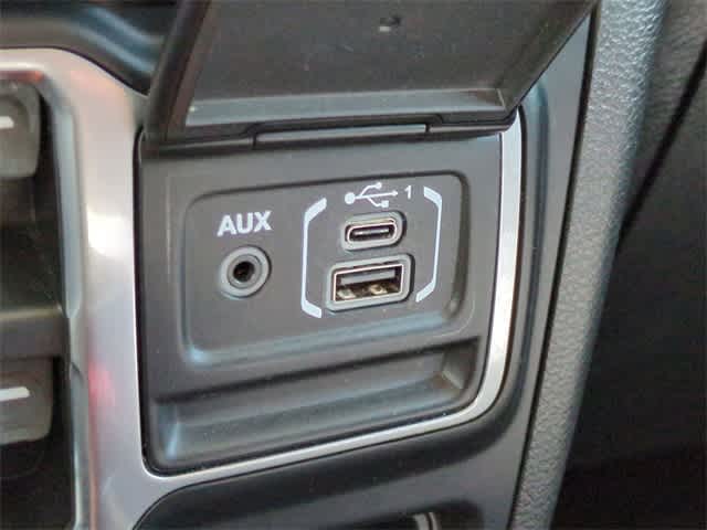 Thumbnail: 2021 Jeep Wrangler - 31