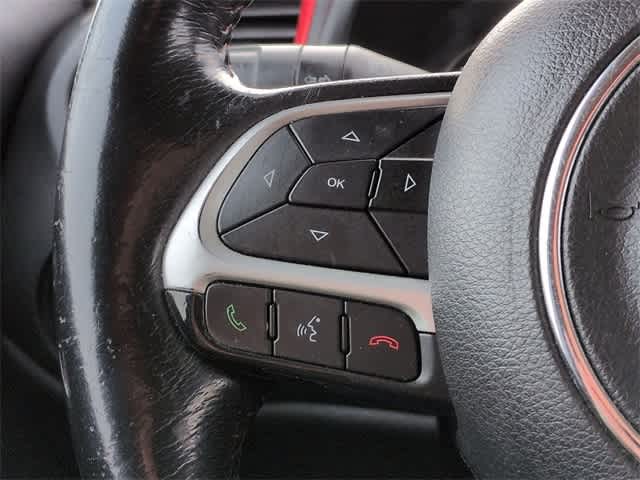 Thumbnail: 2019 Jeep Renegade - 24