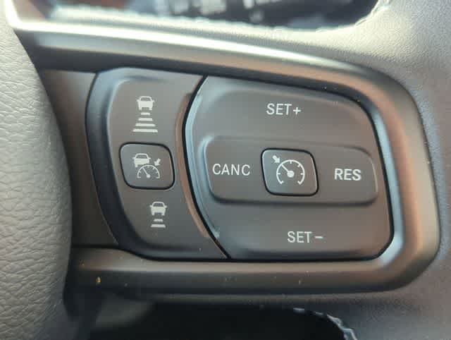 Thumbnail: 2026 Jeep Wrangler - 22