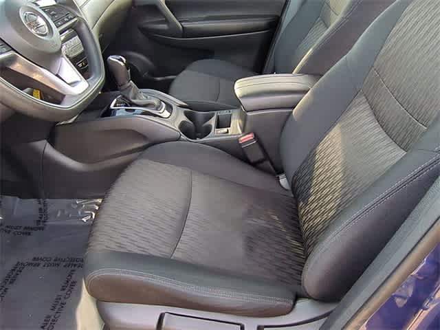 Thumbnail: 2019 Nissan Rogue - 16