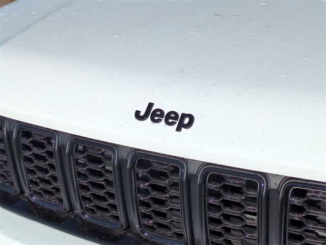Thumbnail: 2025 Jeep Grand Cherokee - 12
