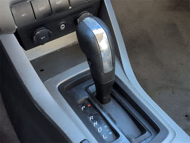 Thumbnail: 2010 Ford Focus - 26