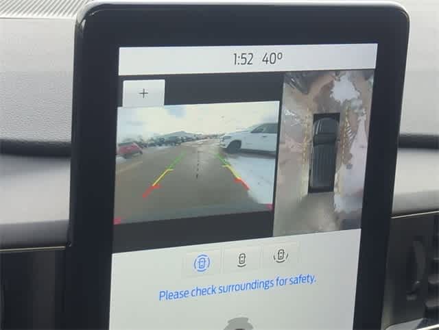 Thumbnail: 2020 Ford Explorer - 32