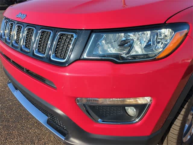 Thumbnail: 2018 Jeep Compass - 18