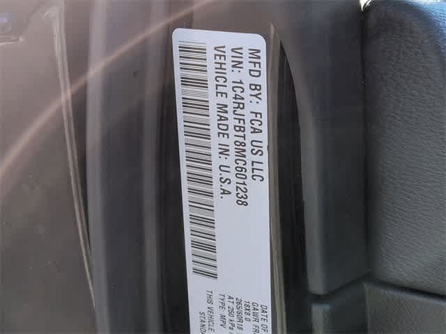 Thumbnail: 2021 Jeep Grand Cherokee - 36