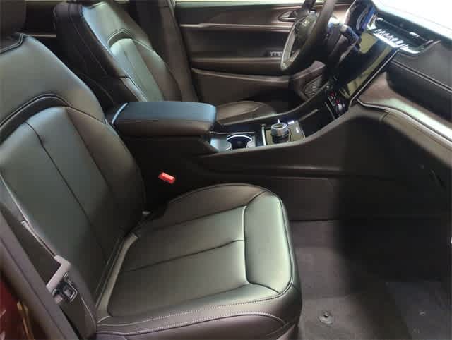 Thumbnail: 2025 Jeep Grand Cherokee - 19