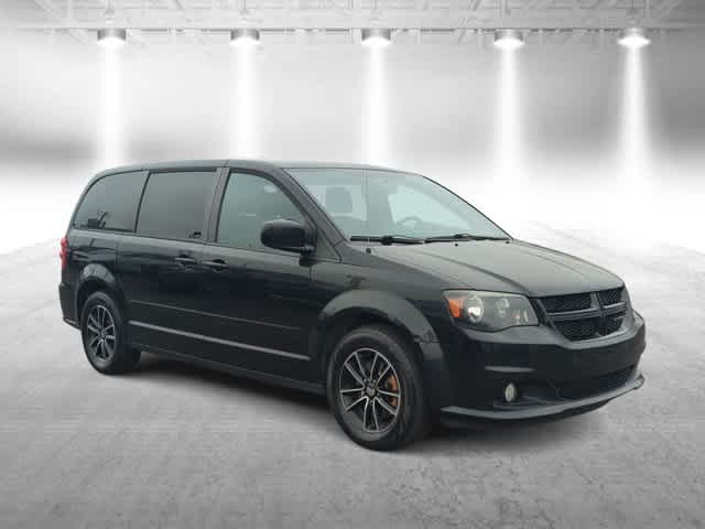 Used 2017 Dodge Grand Caravan GT with VIN 2C4RDGEG5HR632682 for sale in Garden City, MI