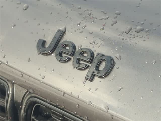 Thumbnail: 2025 Jeep Grand Cherokee - 12