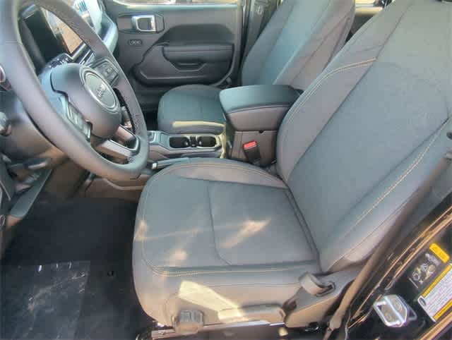 Thumbnail: 2025 Jeep Wrangler - 16