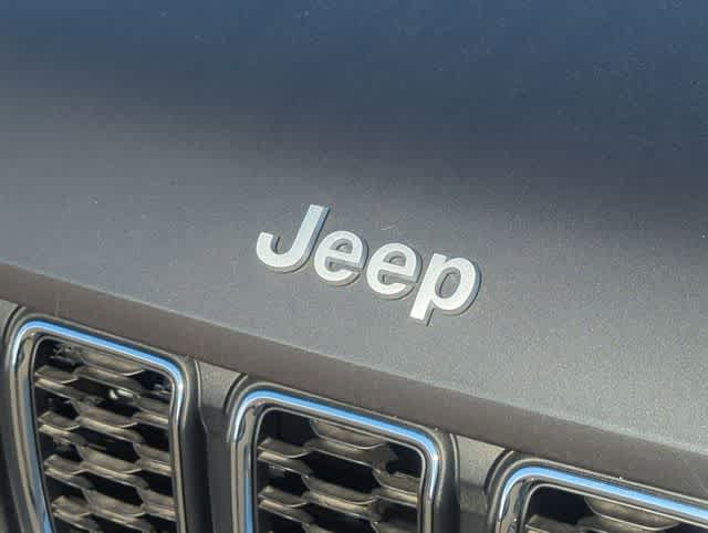 Thumbnail: 2025 Jeep Grand Cherokee - 12