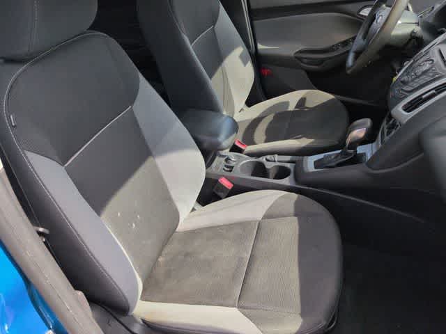 Thumbnail: 2014 Ford Focus - 20