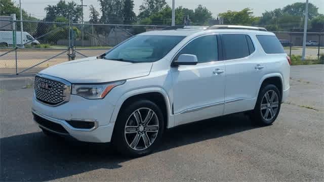 Thumbnail: 2017 GMC Acadia - 8