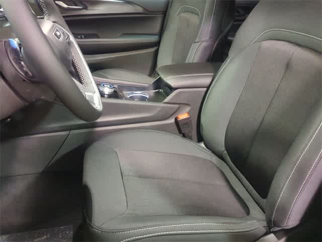 Thumbnail: 2025 Jeep Grand Cherokee L - 15