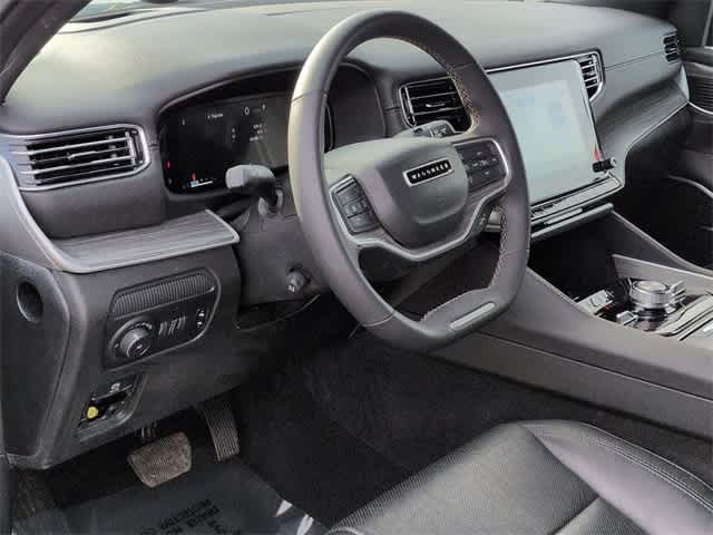 Thumbnail: 2024 Jeep Wagoneer - 10