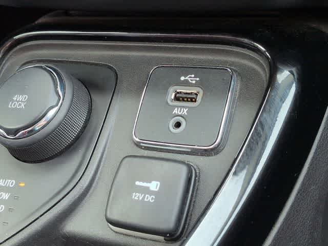 Thumbnail: 2018 Jeep Compass - 27