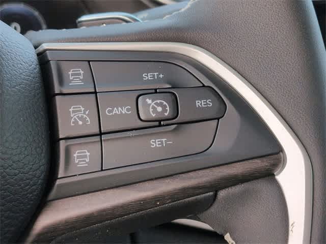 Thumbnail: 2023 Jeep Grand Cherokee - 25