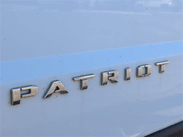 Thumbnail: 2015 Jeep Patriot - 13