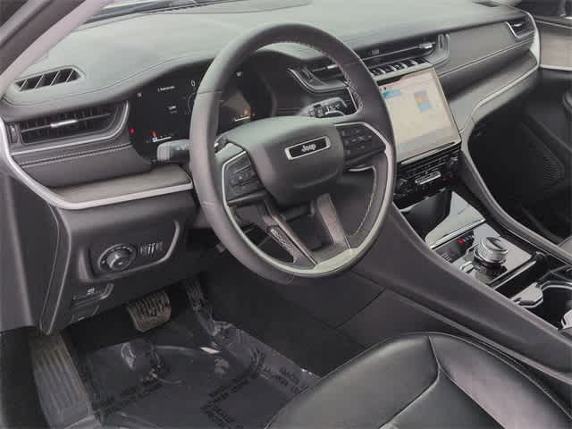 Thumbnail: 2023 Jeep Grand Cherokee - 10