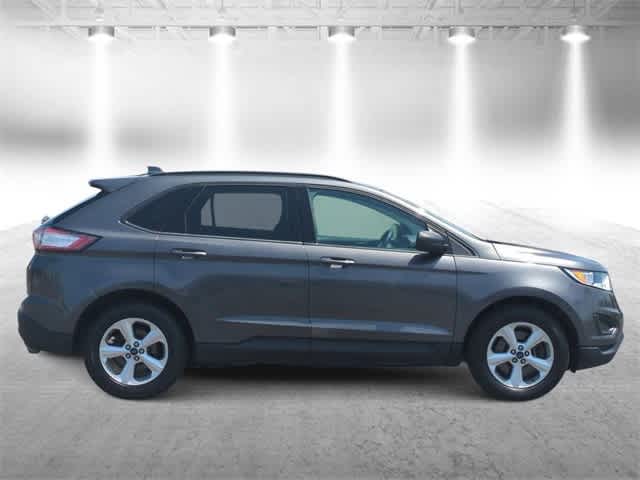 2015 Ford Edge SE 9