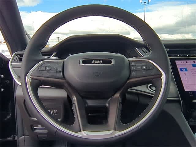 Thumbnail: 2025 Jeep Grand Cherokee - 25